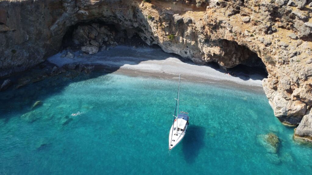 Ideal season for boat holidays